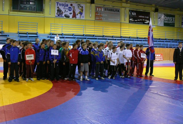 Fotogaléria Medzinárodný turnaj o pohár riaditeľky Športového gymnázia, 2009 (121) Medzinárodný turnaj o pohár riaditeľky Športového gymnázia, 2009