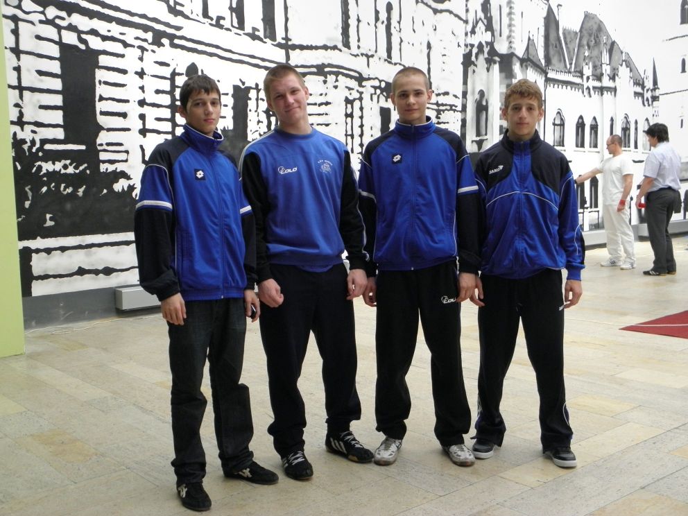 Fotogaléria Medzinárodný turnaj o Pohár riaditeľky Športového gymnázia v Košiciach 2010 (75) Medzinárodný turnaj o Pohár riaditeľky Športového gymnázia v Košiciach 2010
